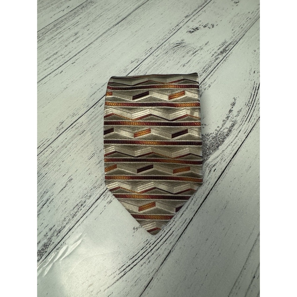 Bachrach Men's Tie 100% Silk Made in Italy Geometric Necktie 56in  L x 3.8in W‎